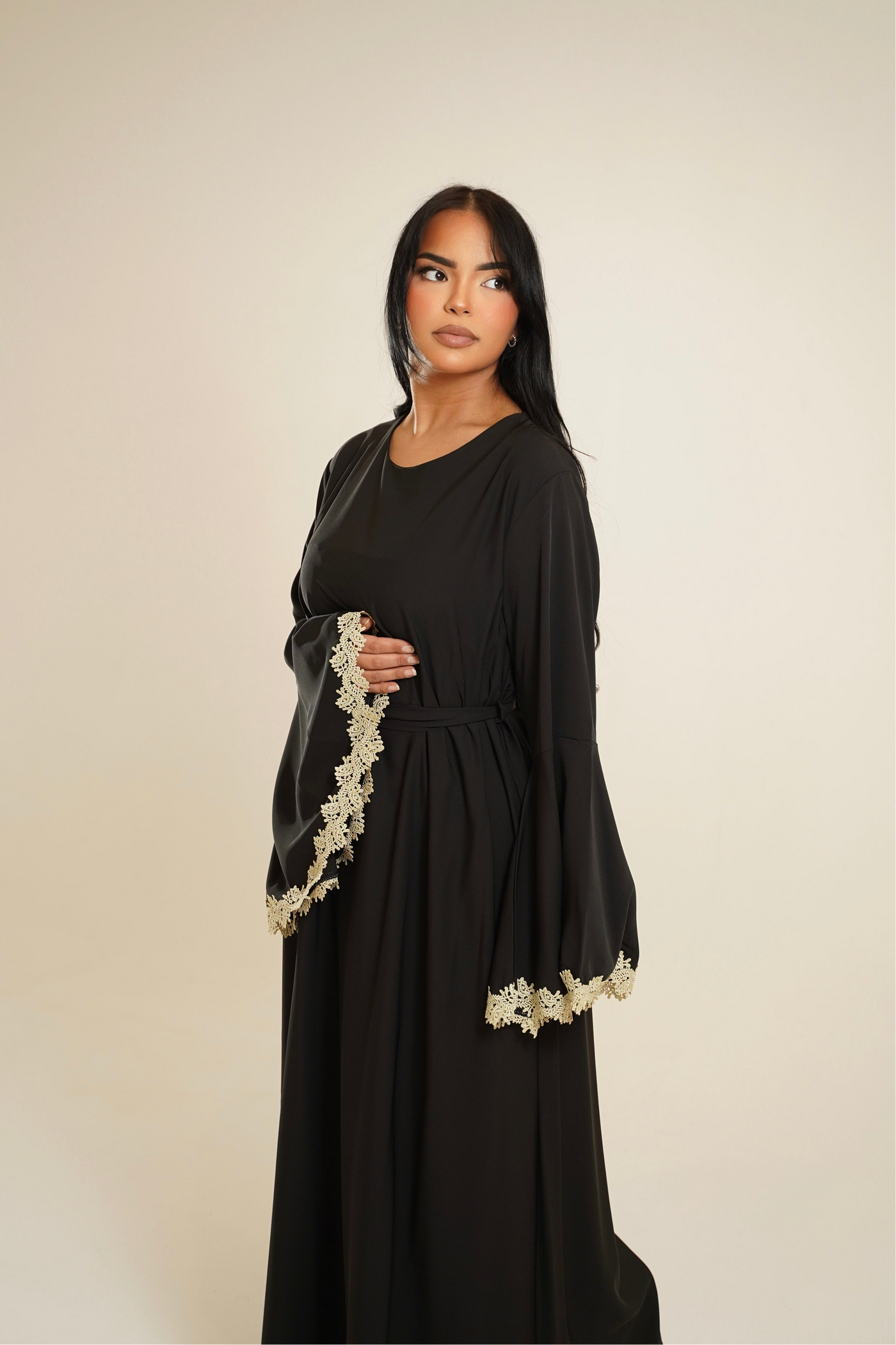Abaya Sabr - Aswad